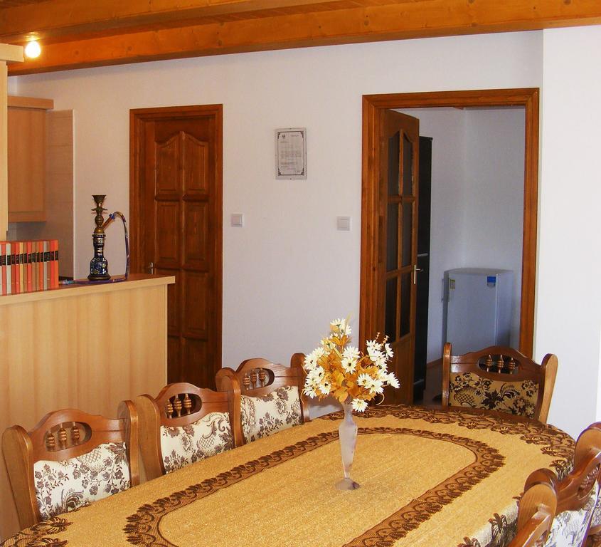 Szerencsecsillag Vendeghaz Hotel Kiskoros Luaran gambar