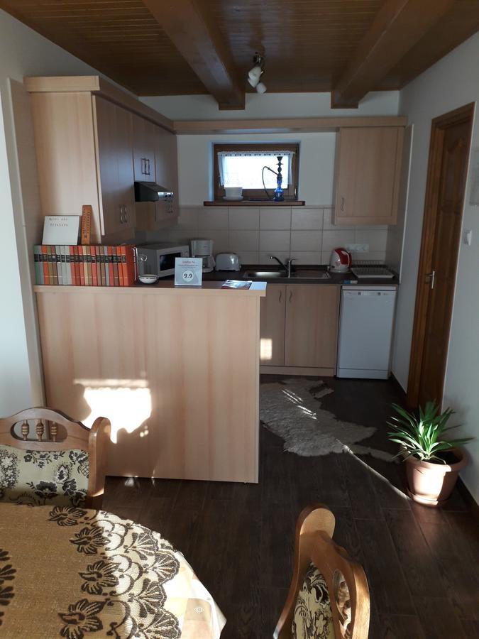 Szerencsecsillag Vendeghaz Hotel Kiskoros Luaran gambar