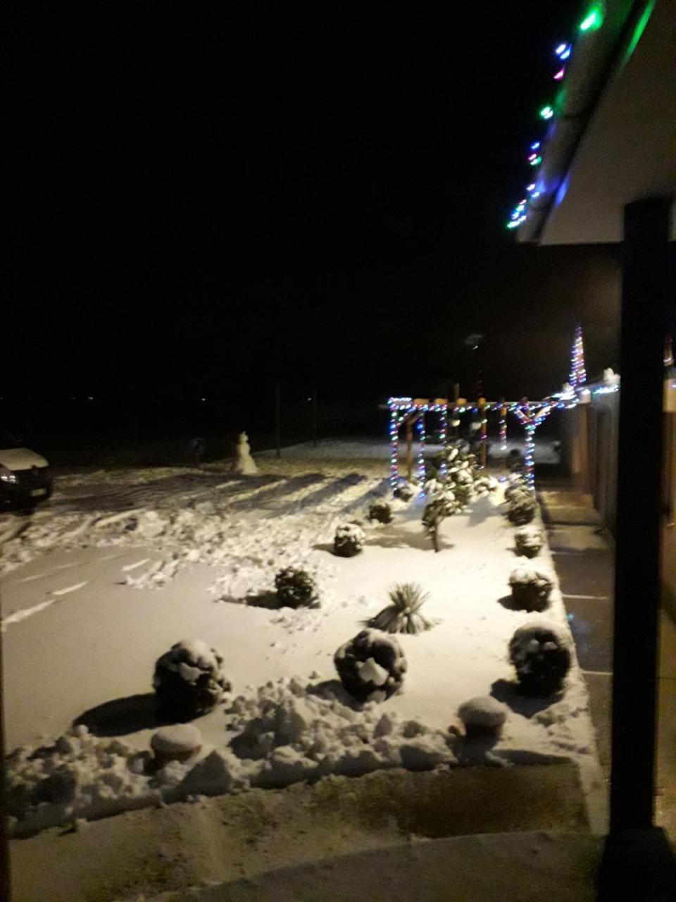 Szerencsecsillag Vendeghaz Hotel Kiskoros Luaran gambar